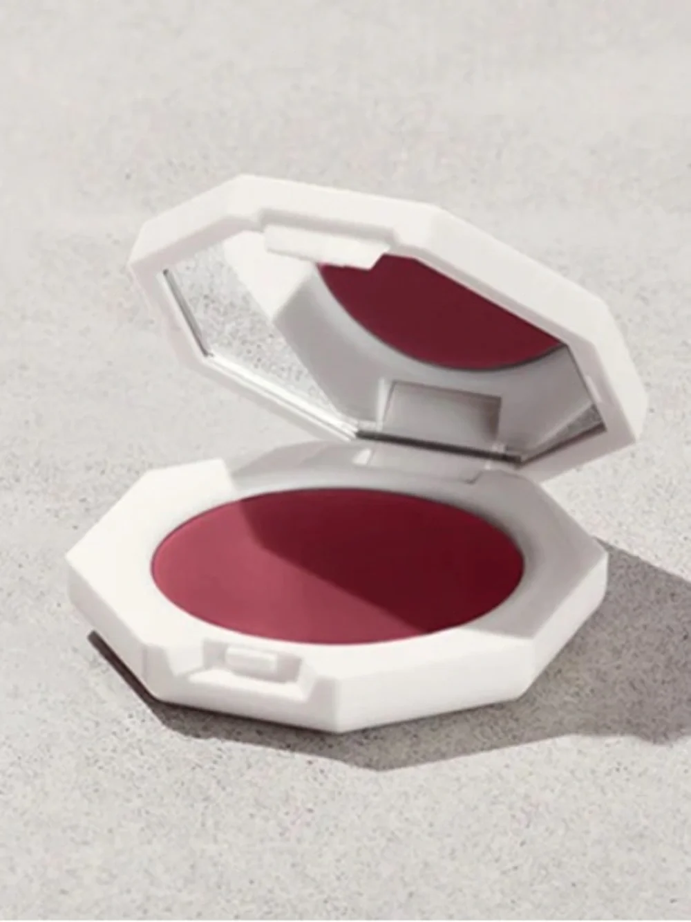 FENTY BEAUTY BY RIHANNA CHEEKS OUT FREESTYLE CREAM BLUSH;—14 RIRI